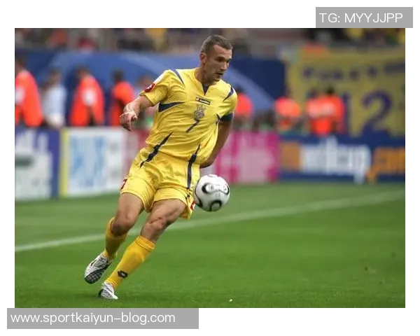 张佳玮点评爱德华兹技术提升背打急停变向对抗能力显著增强 张佳玮点评爱德华兹技术提升背打急停变向对抗能力显著增强